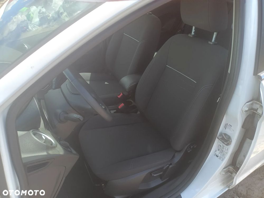 Ford Fiesta 1.25 Titanium EU5 - 14
