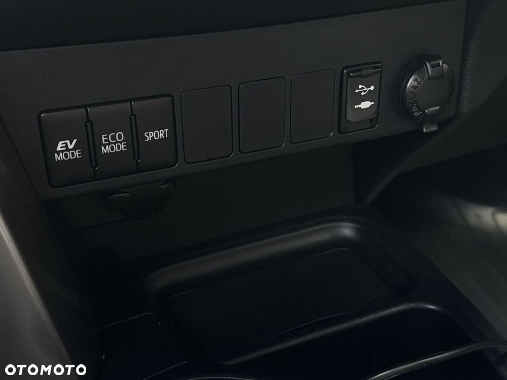 Toyota RAV4 Hybrid Premium 4x2 - 27
