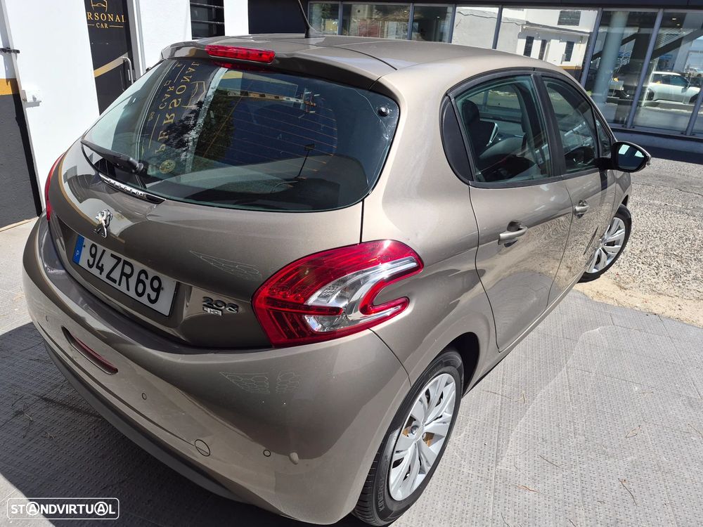 Peugeot 208 1.6 e-HDi Active 95g - 7