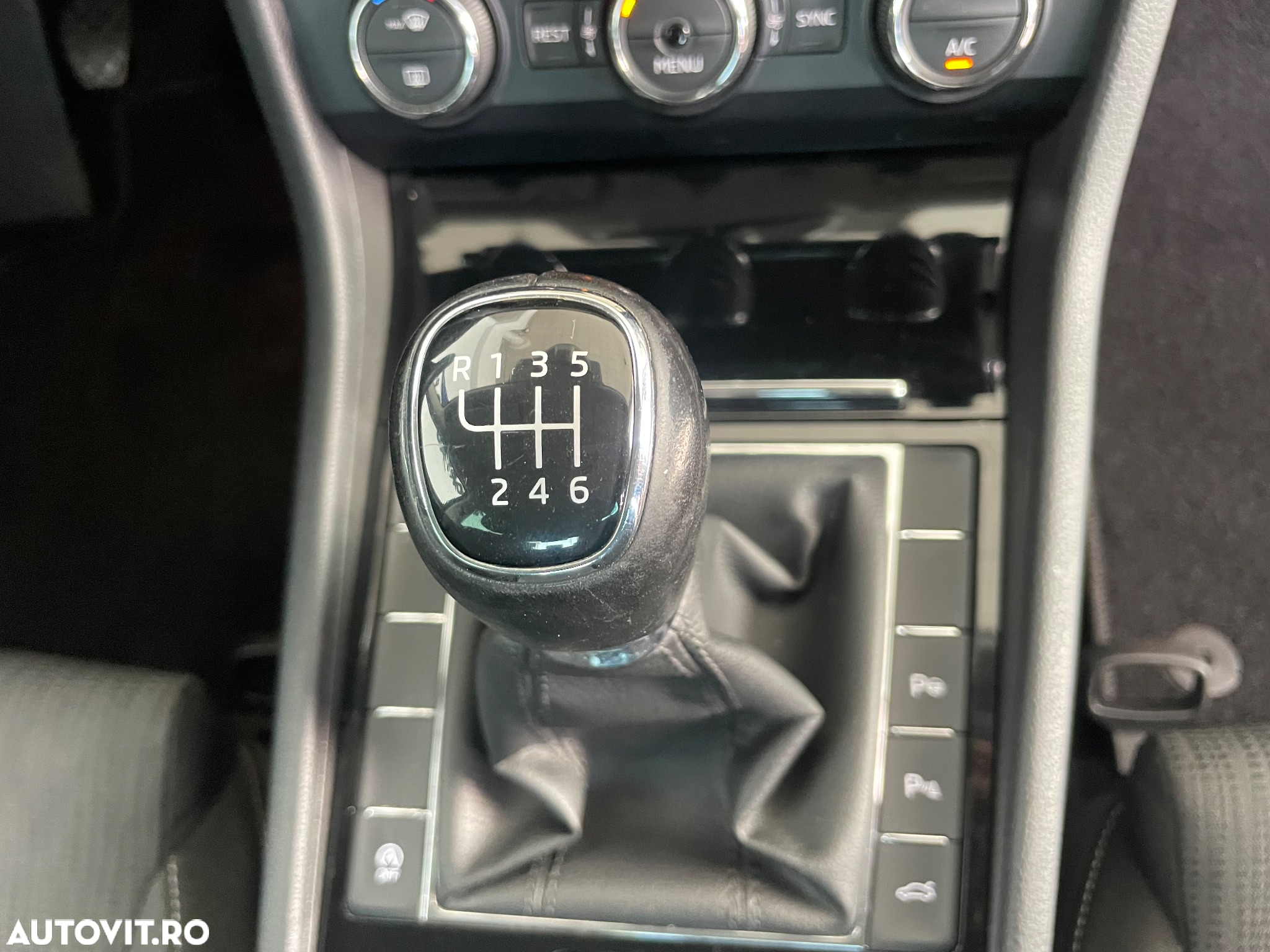 Skoda Superb 1.4 TSI ACT Style - 18