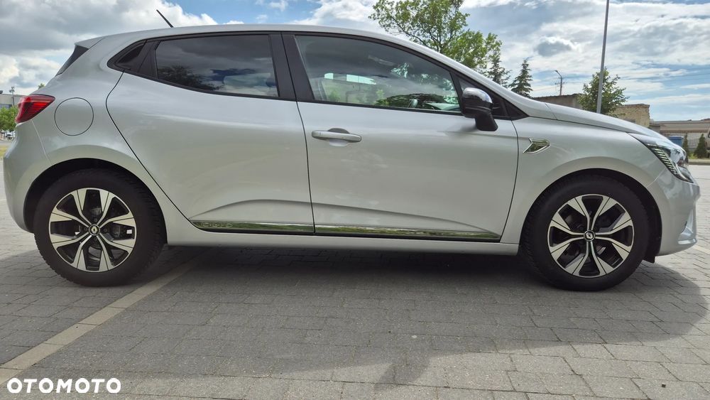 Renault Clio - 5