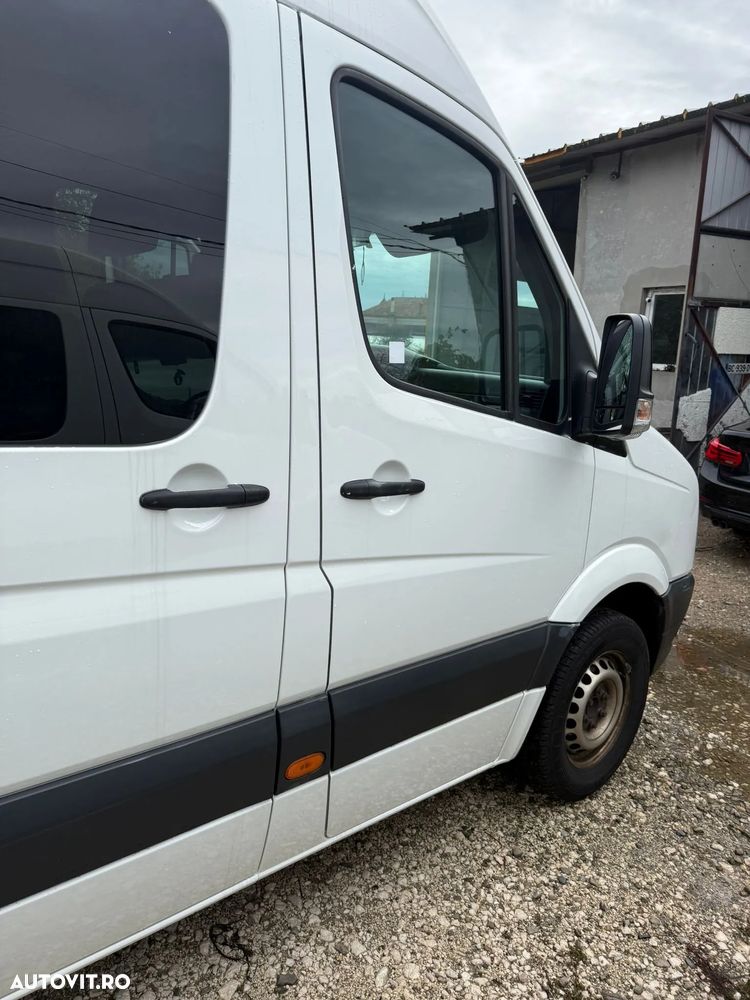 Volkswagen Crafter 35 2.0 TDI CD MWB - 2