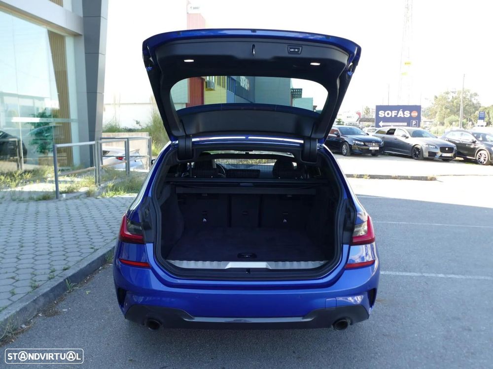 BMW 330 e Pack Desportivo M Auto - 16