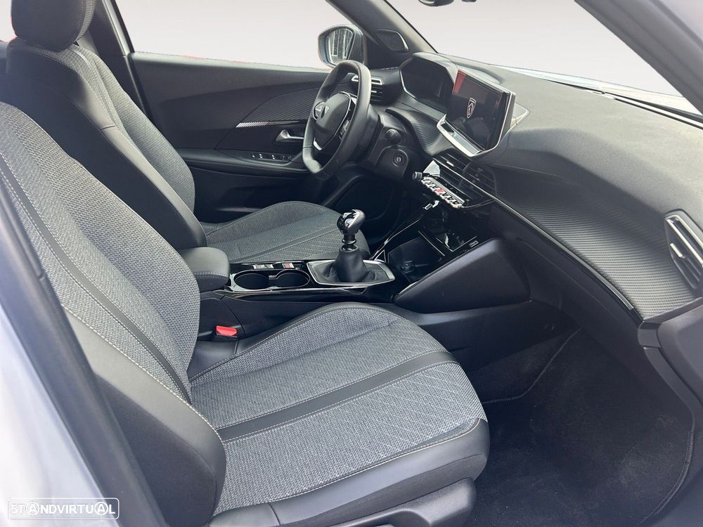 Peugeot 2008 1.2 PureTech Allure - 15