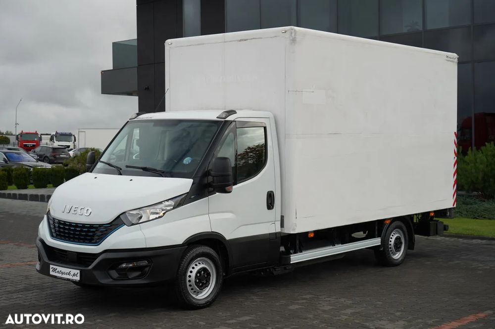 Iveco DAILY 35-NP / GNC / CONTAINER / MANUAL / PALFINGER LIFT - 750 KG / 2020 - 4