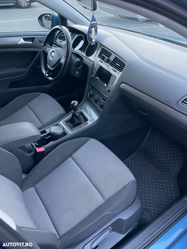 Volkswagen Golf 1.6 TDI BlueMotion Technology DPF Comfortline - 9