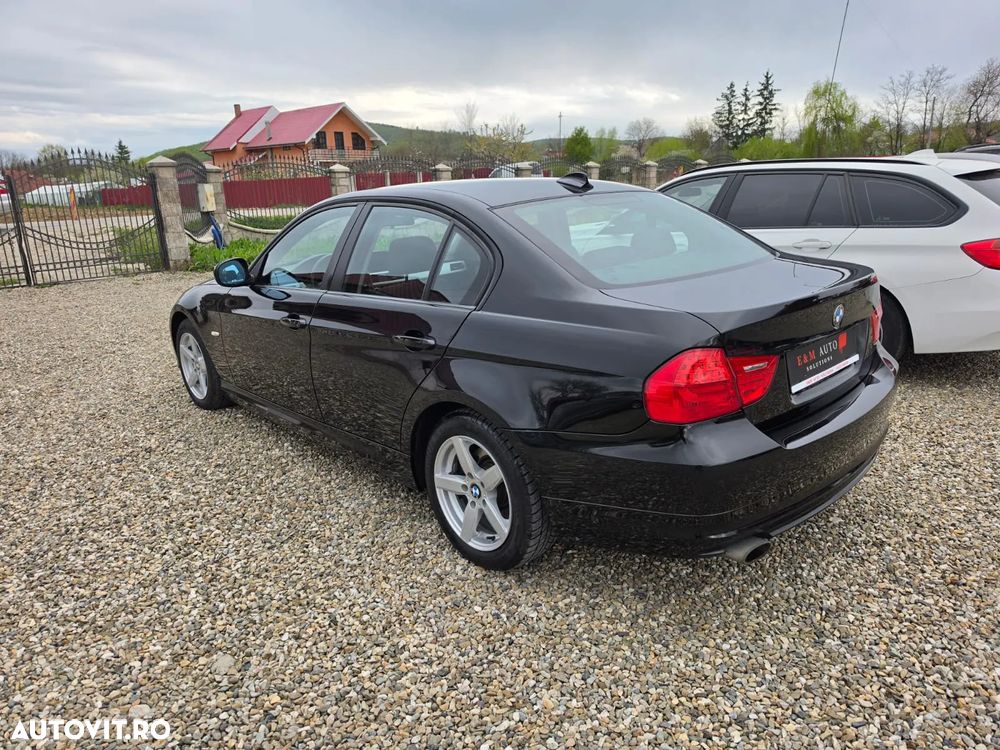 BMW Seria 3 320d DPF - 10