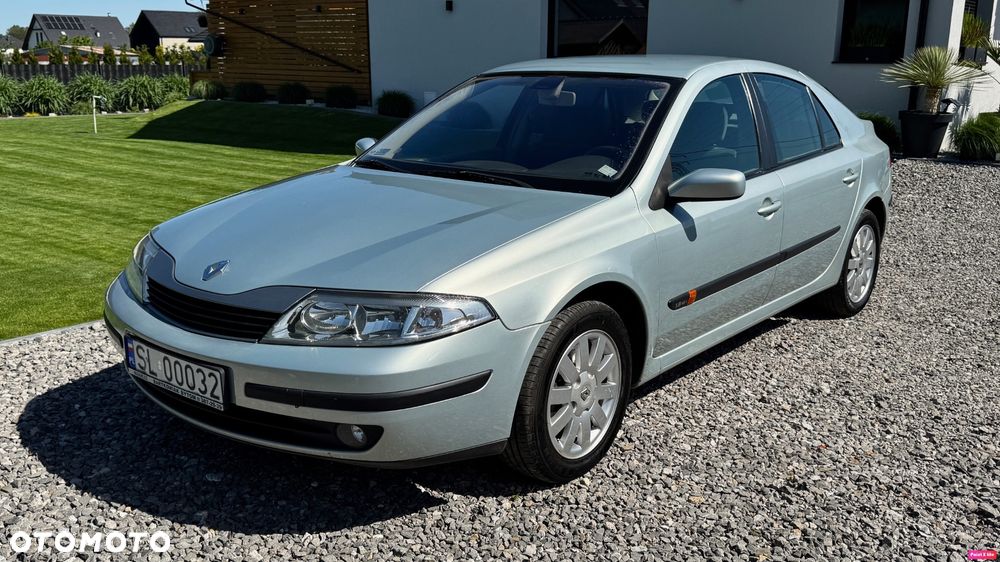Renault Laguna 1.8 RXE - 1
