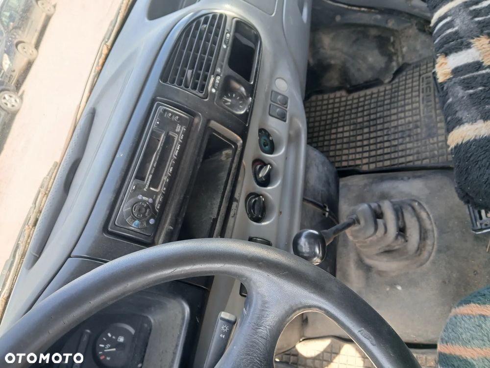 FORD TRANSIT MK 4  fotel fotele kanapa deska kokpit podsufitka boczek boczki klamka podłokietnik - 5
