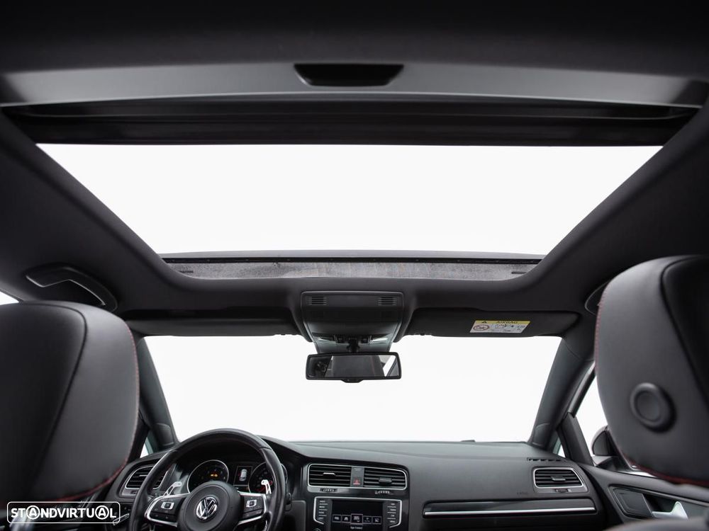 VW Golf - 7