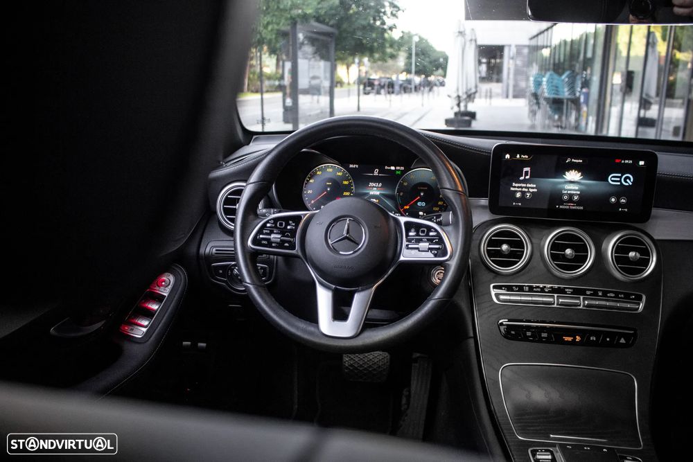 Mercedes-Benz GLC 300 e Coupé 4Matic - 36