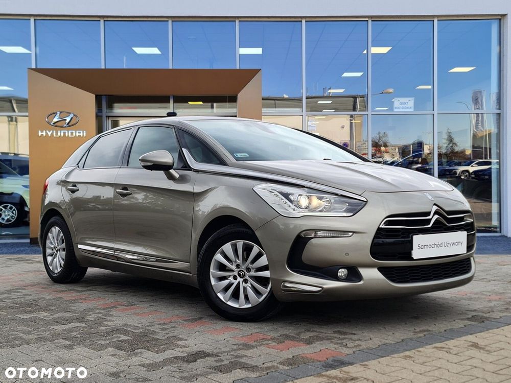 Citroën DS5 1.6 BlueHDi SoChic - 8