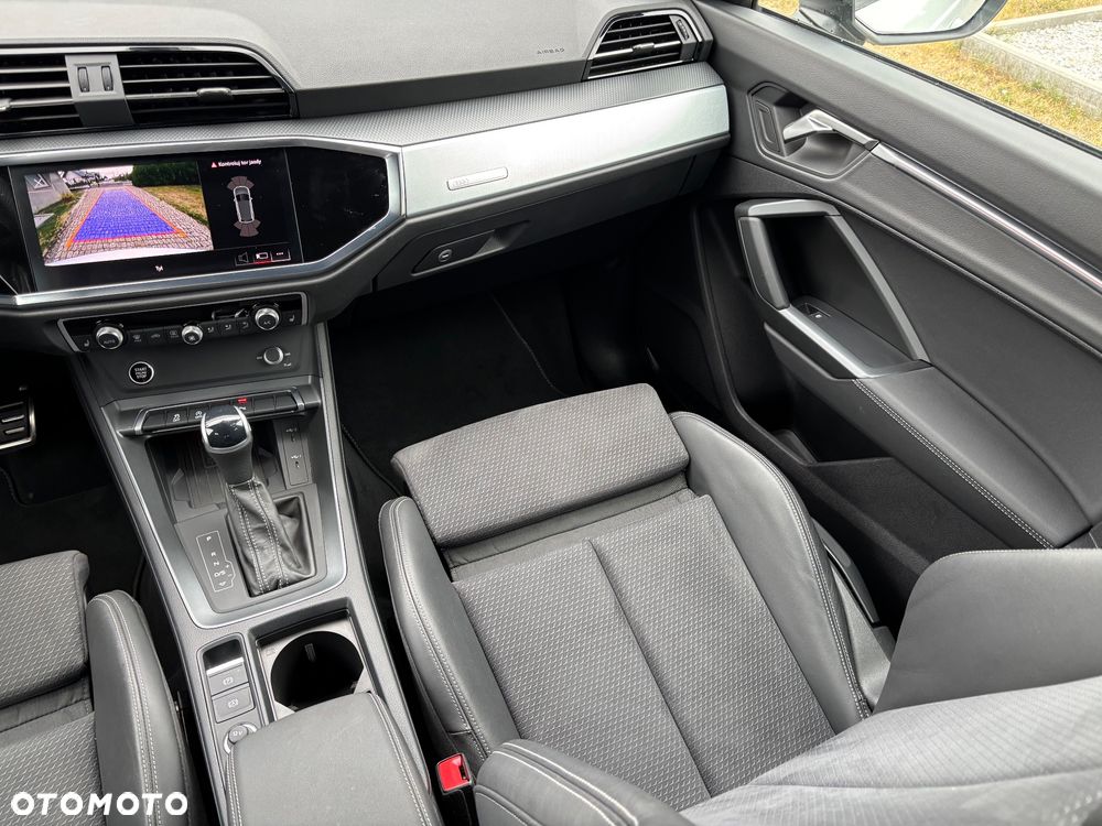 Audi Q3 35 TFSI mHEV S-Line S tronic - 23