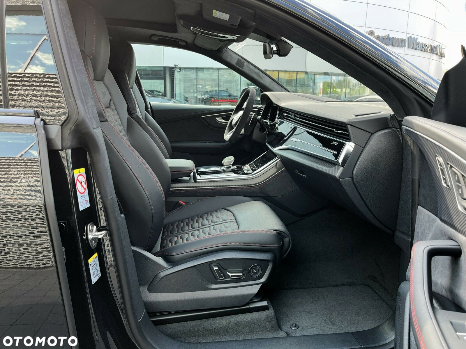 Audi RS Q8 - 24