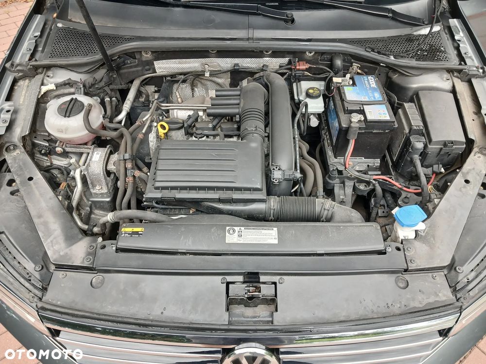 Volkswagen Passat 1.4 TSI BMT Trendline - 28
