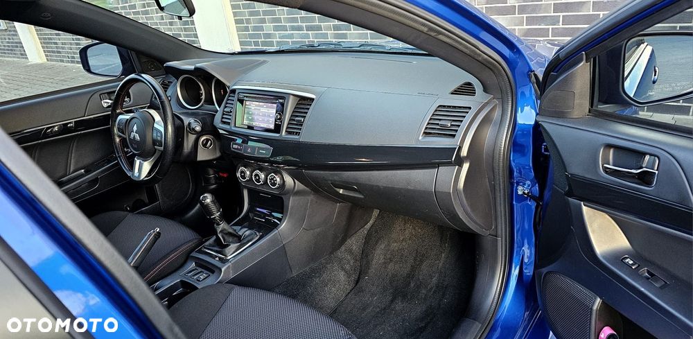 Mitsubishi Lancer Evolution GSR - 13