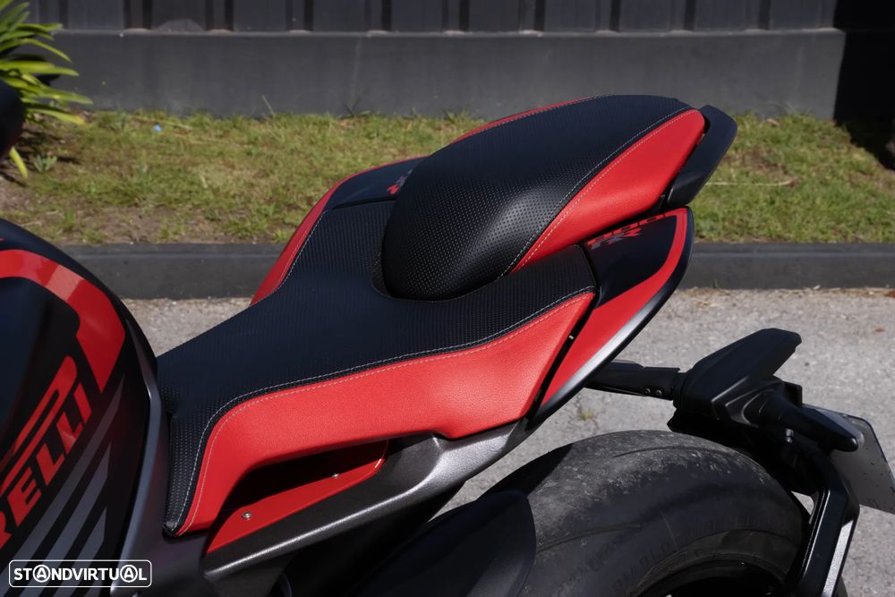 MV Agusta Brutale RR Pirelli Edition 36/50 - 9