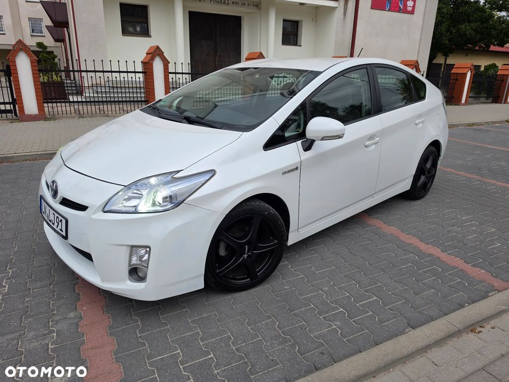 Toyota Prius 1.8 HSD Sol - 2