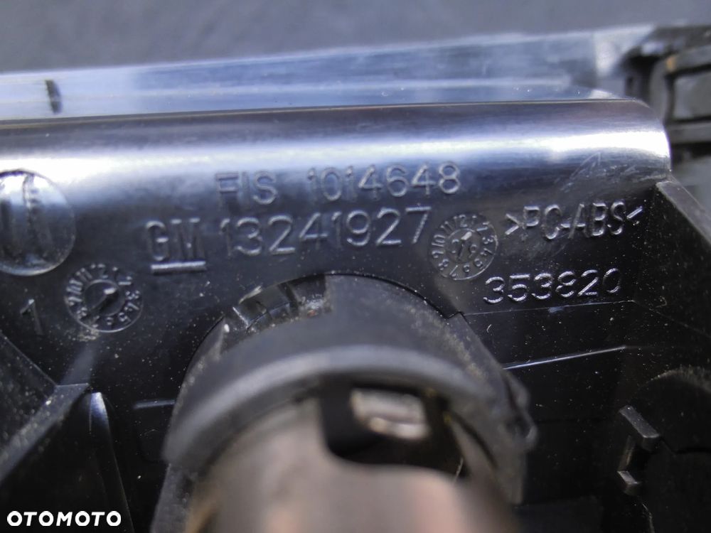 OPEL INSIGNIA A SCHOWEK POPIELNICZKA GNIAZDO ZAPALNICZKI 13241927 DREWNO - 7