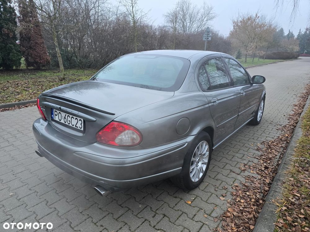 Jaguar X-Type 3.0 V6 4x4 Sport - 7