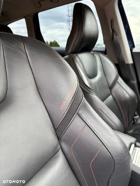 Volvo XC 60 D4 Drive-E Ocean Race - 12