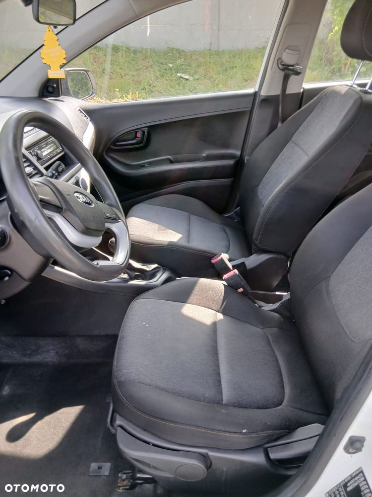 Kia Picanto 1.0 L - 10