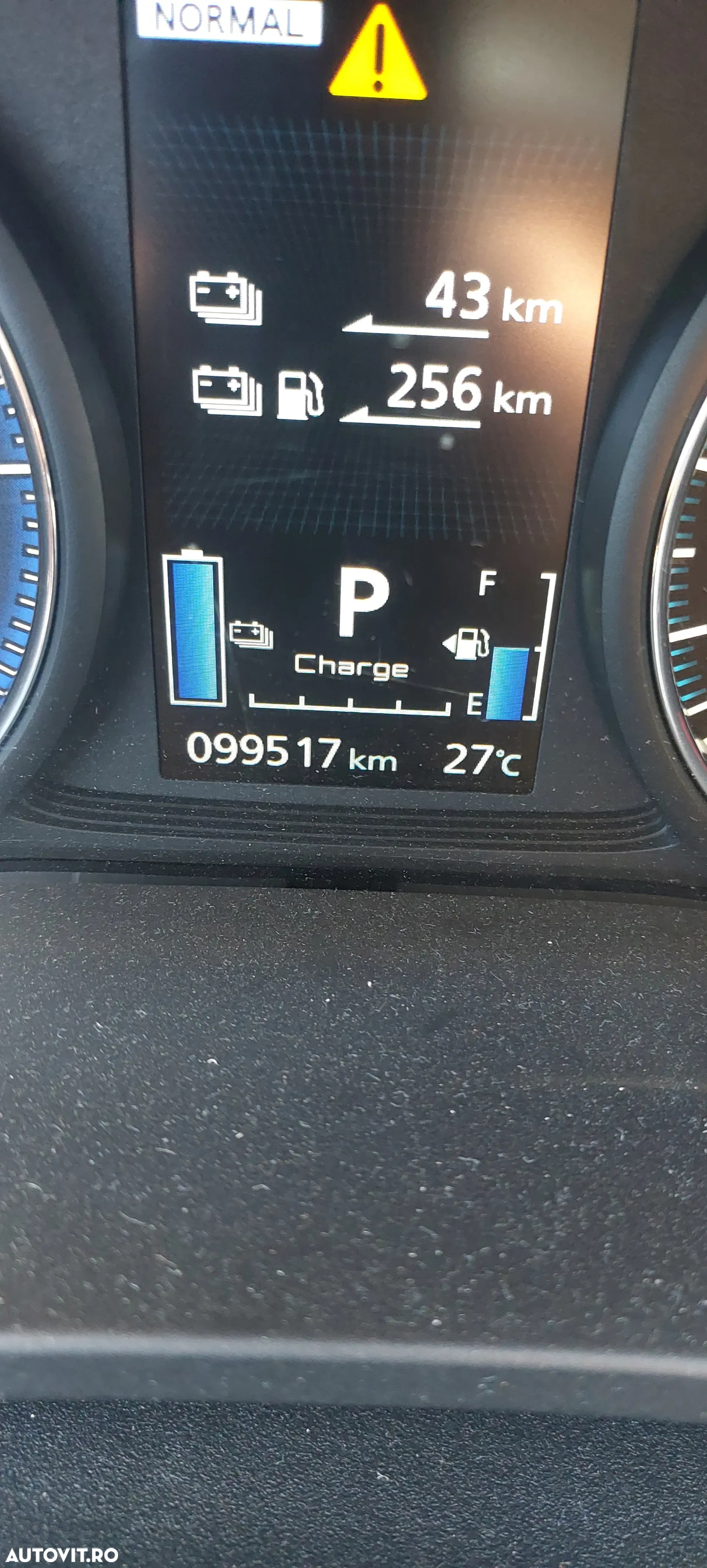 Mitsubishi Outlander PHEV 2.4 L 4X4 Instyle+ - 13