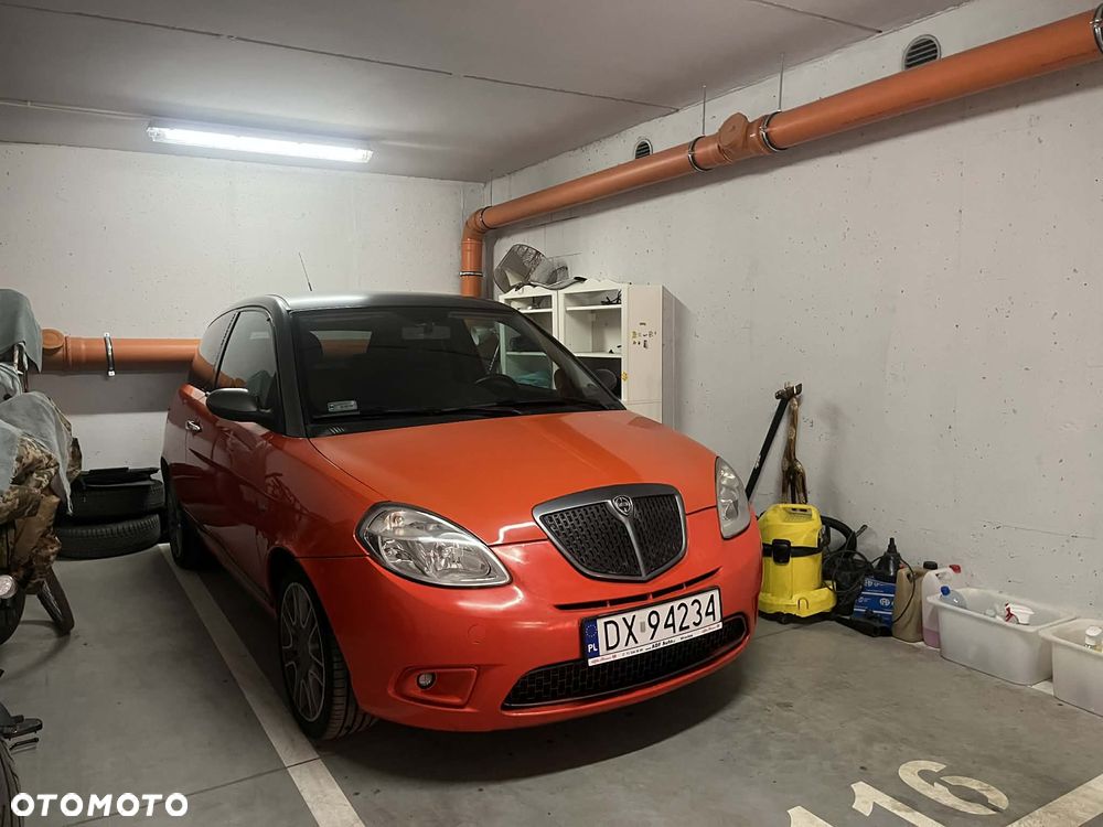Lancia Ypsilon 1.3 SMomoDesign (4os.) - 15