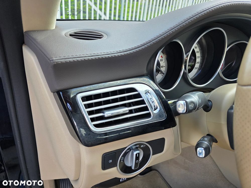 Mercedes-Benz CLS 250 CDI BlueEff - 9
