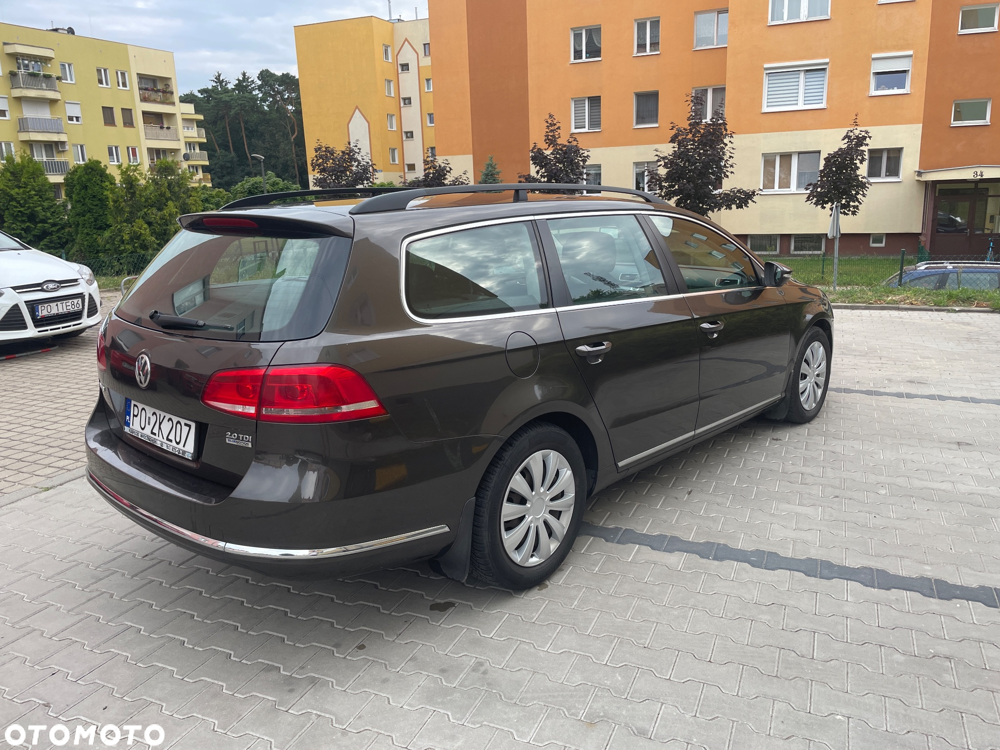 Volkswagen Passat 2.0 TDI Comfortline - 16