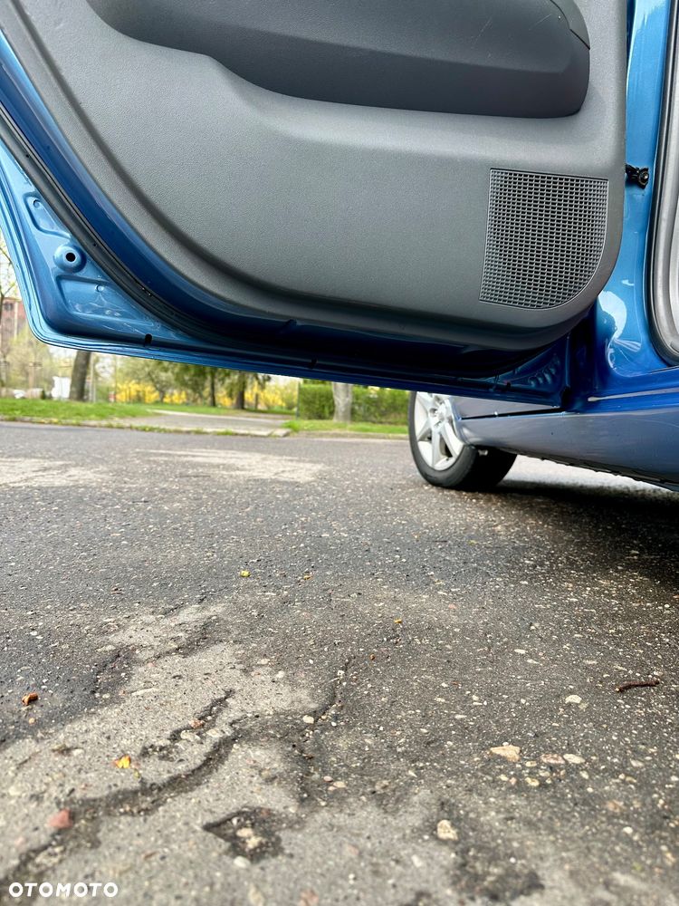 Toyota Prius 1.5 VVT-i Sol - 12