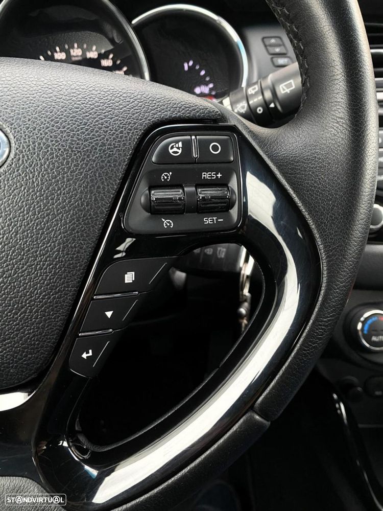 Kia Ceed SW 1.6 CRDi TX Sport - 18