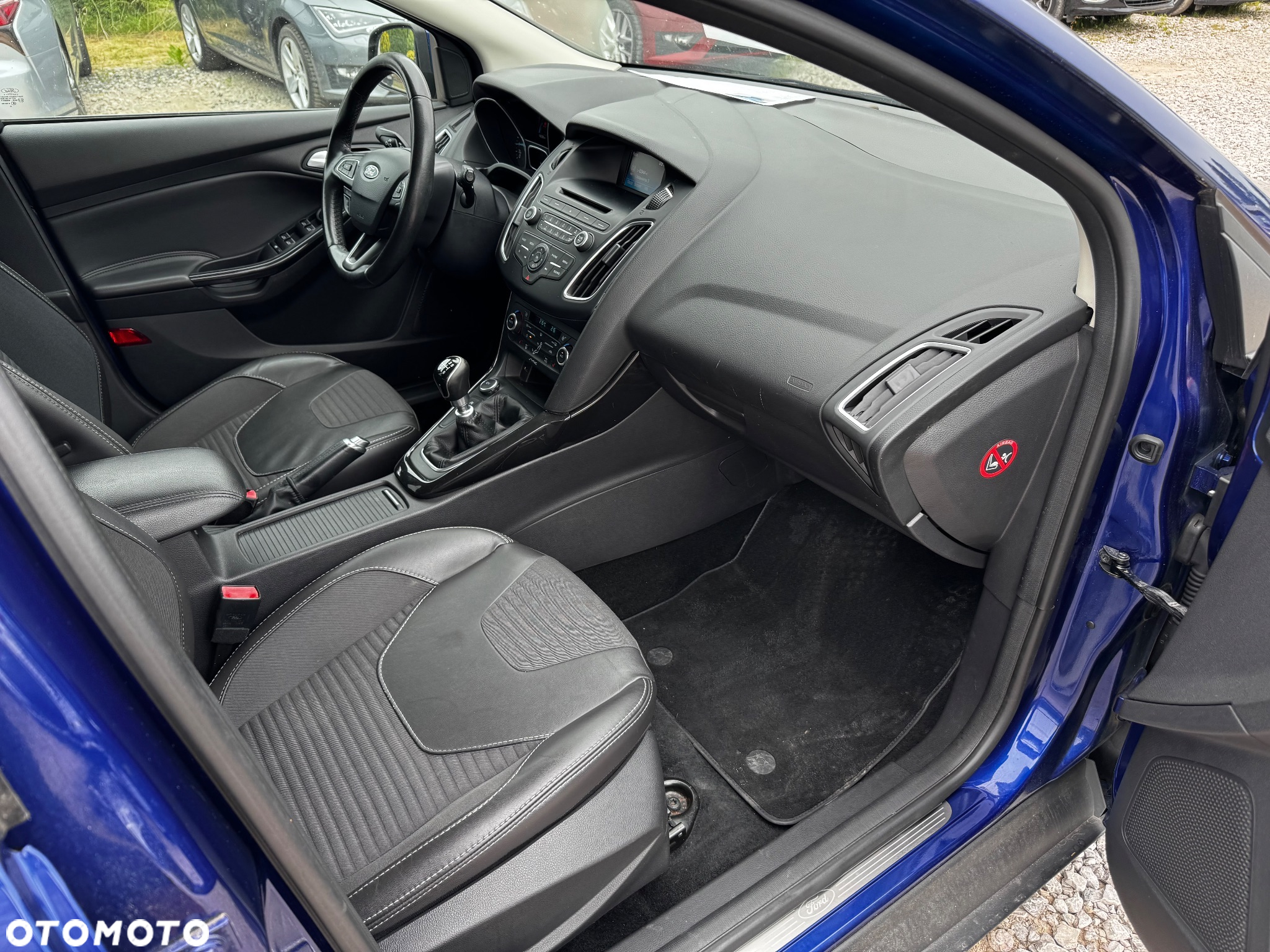 Ford Focus 1.5 EcoBoost Start-Stopp-System TITANIUM - 23