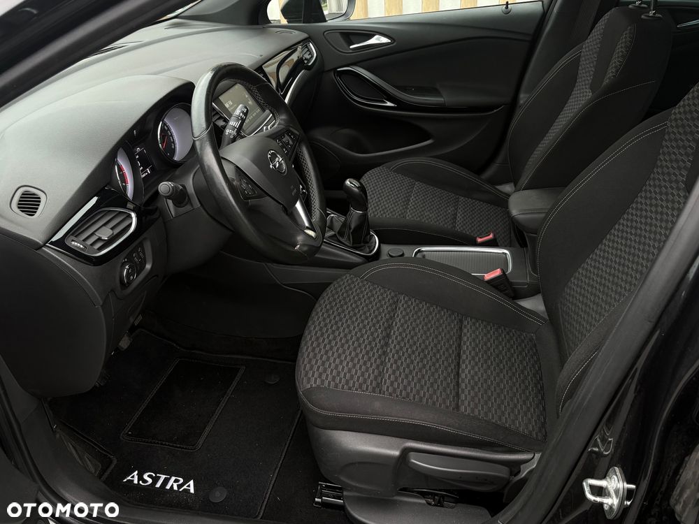 Opel Astra 1.4 T Dynamic - 34