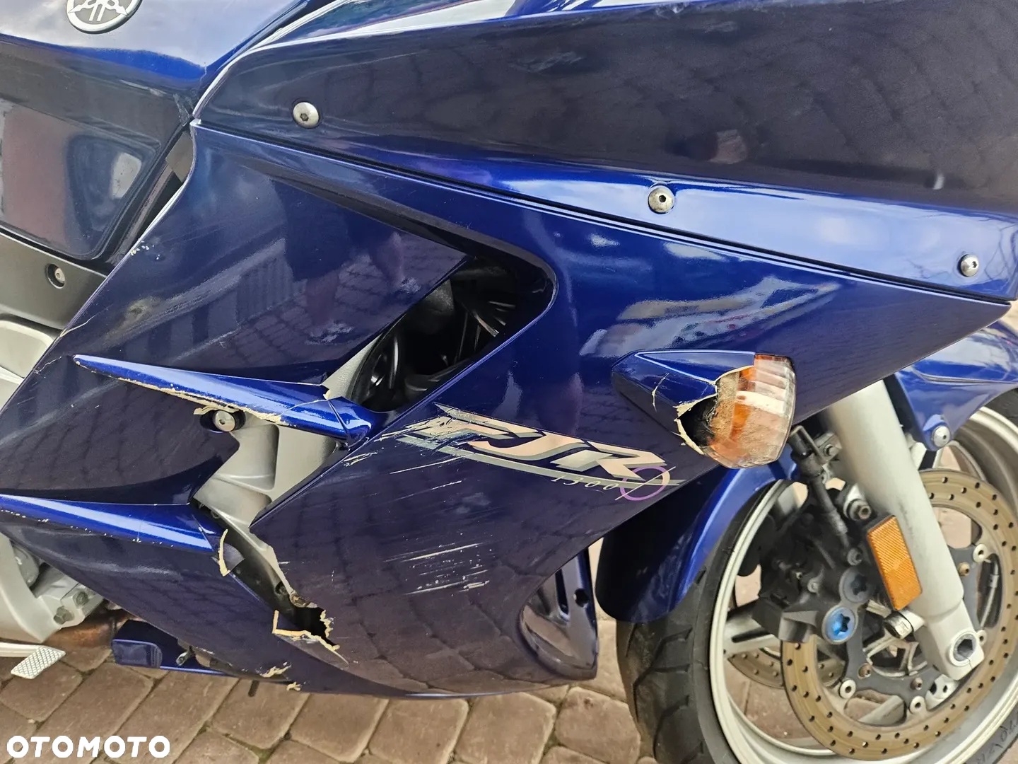 Yamaha FJR - 27