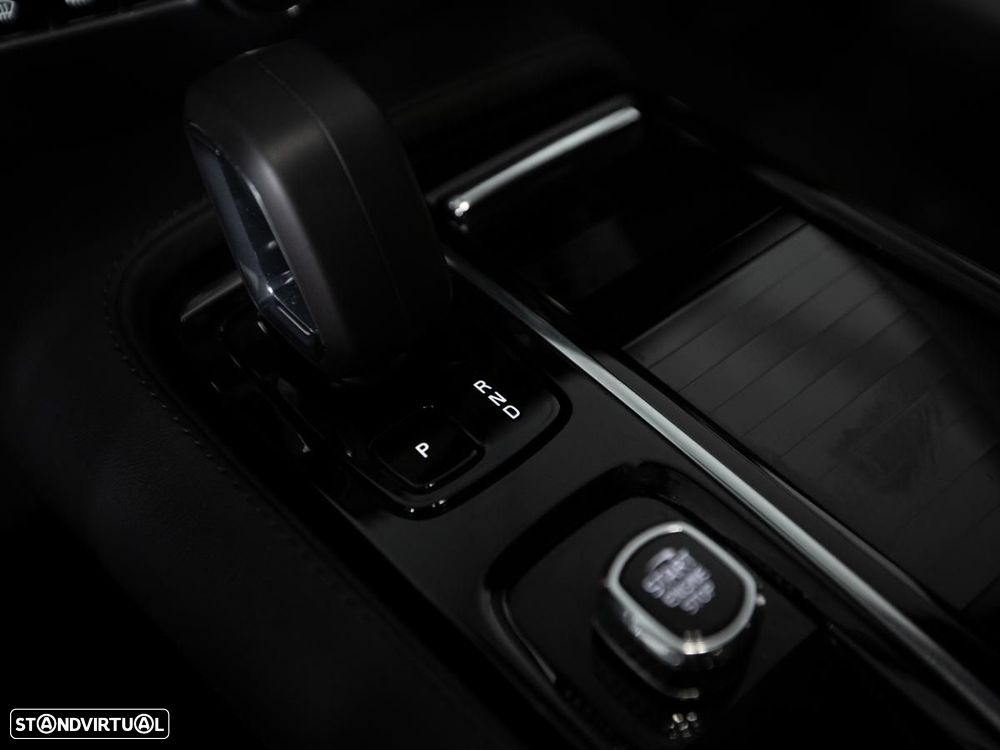 Volvo V60 2.0 T6 AWD TE Core - 14