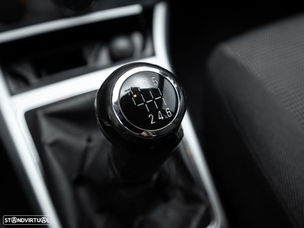 Opel Astra Sports Tourer - 16
