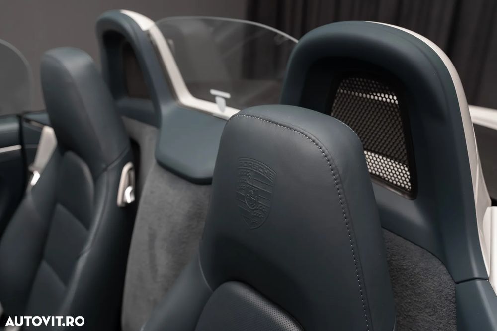 Porsche Boxster S PDK - 32