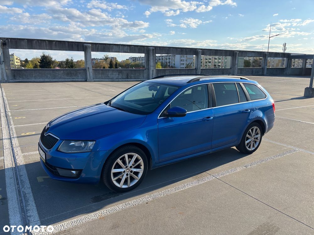 Skoda Octavia 1.6 TDI DPF Elegance - 1