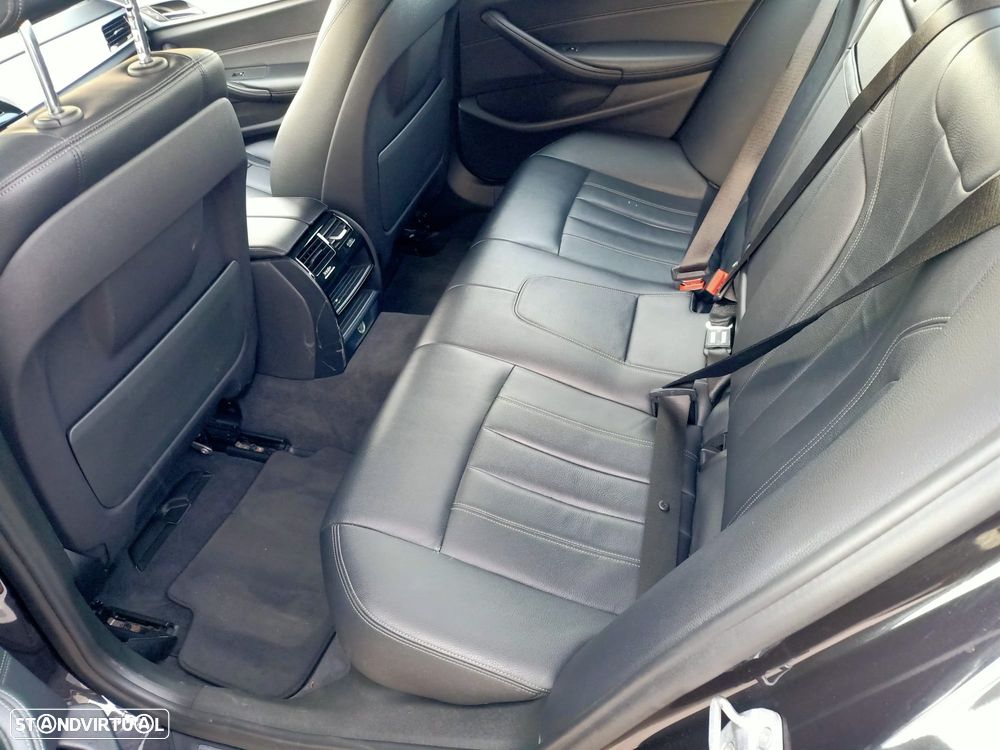 BMW 520 - 12