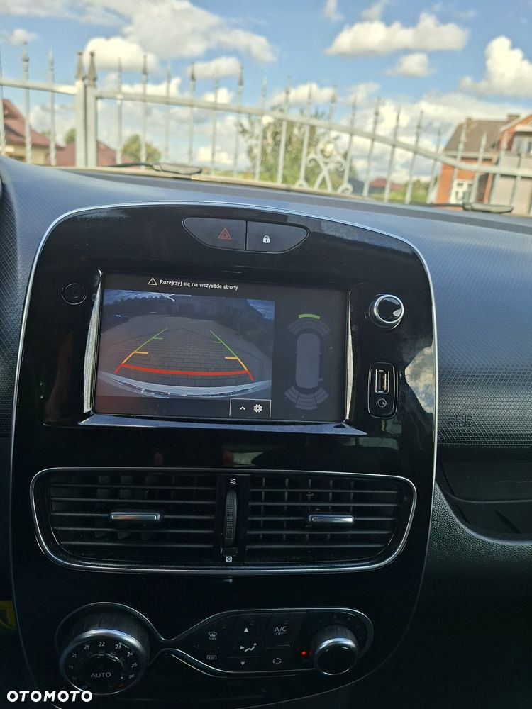 Renault Clio - 8
