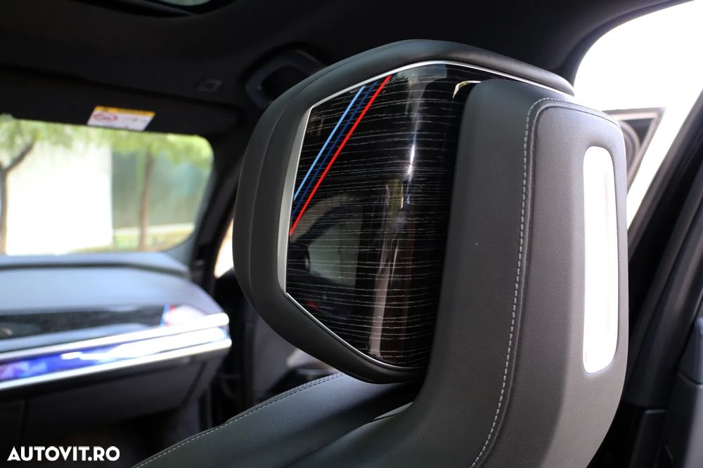 BMW Seria 7 740d xDrive MHEV - 22