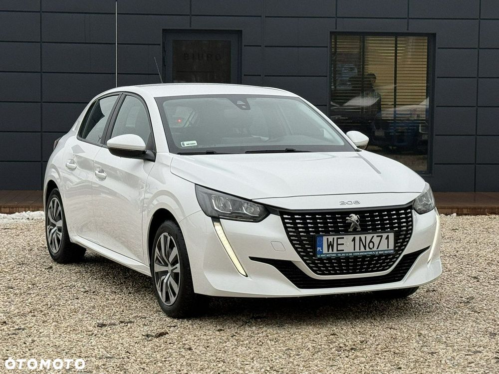 Peugeot 208 - 1