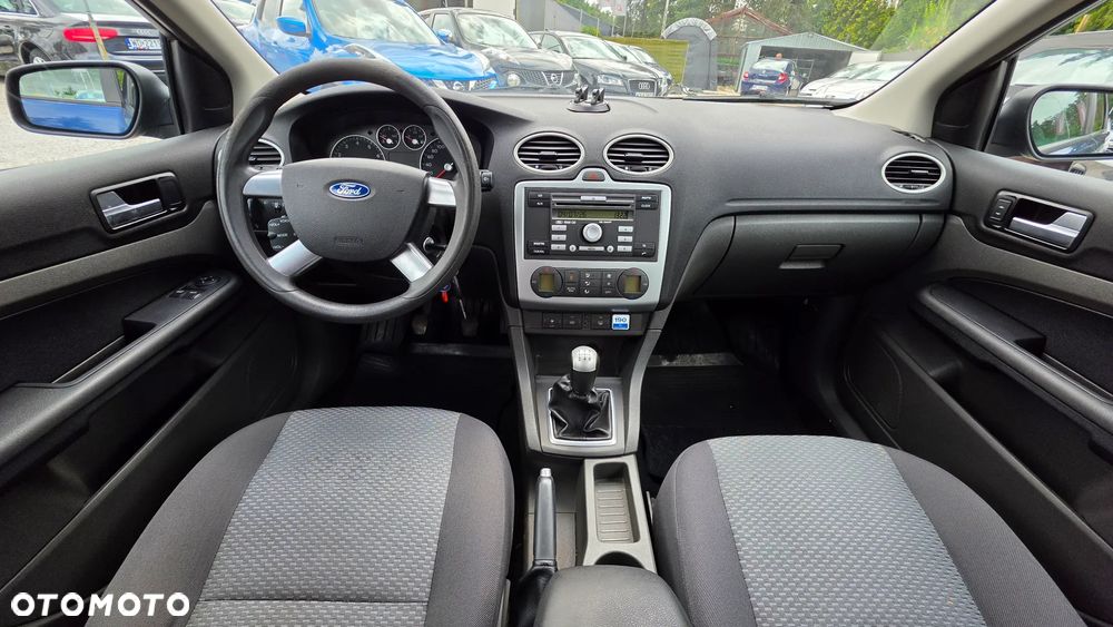 Ford Focus 1.8 FF Ghia - 7