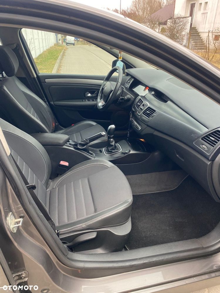Renault Laguna - 8