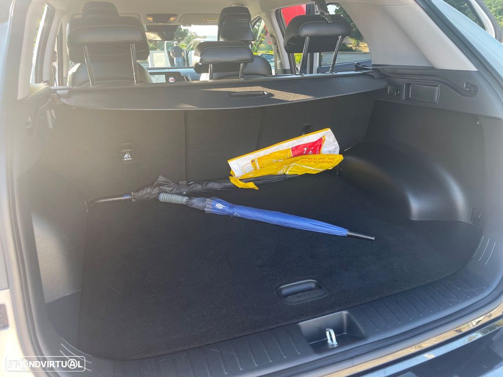 Kia Sportage 1.6 T-GDi HEV Tech+SRF - 13