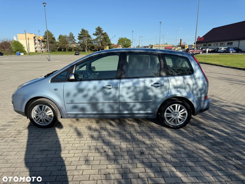 Ford Focus 2.0 16V Ghia - 5