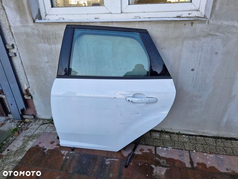 ford focus mk3 iii 3 kombi drzwi lewy tył - 1