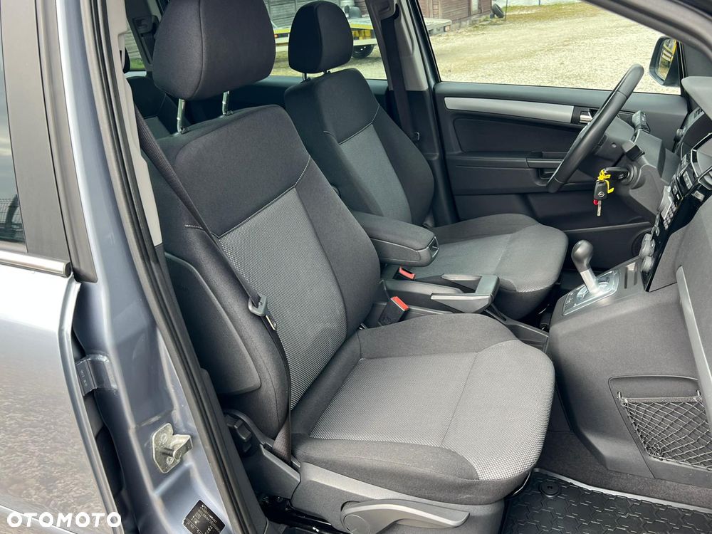 Opel Zafira 1.8 Easytronic Family Plus - 15