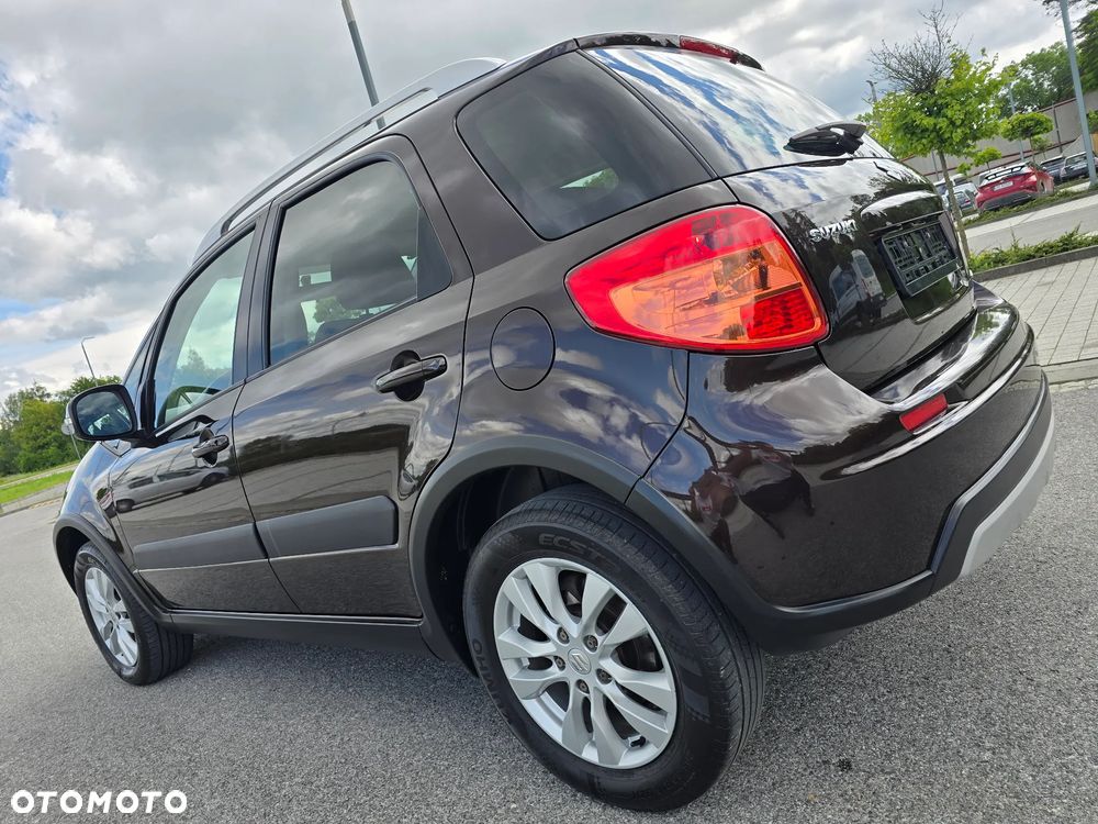 Suzuki SX4 1.6 VVT 4x4 Limited - 37
